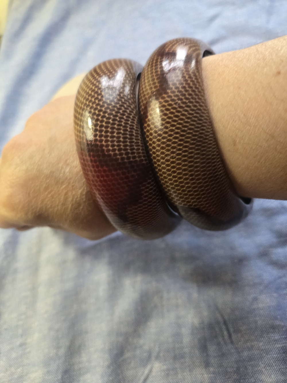 Chunky Brown Resin Bangle Bracelets with Honeycomb Texture
